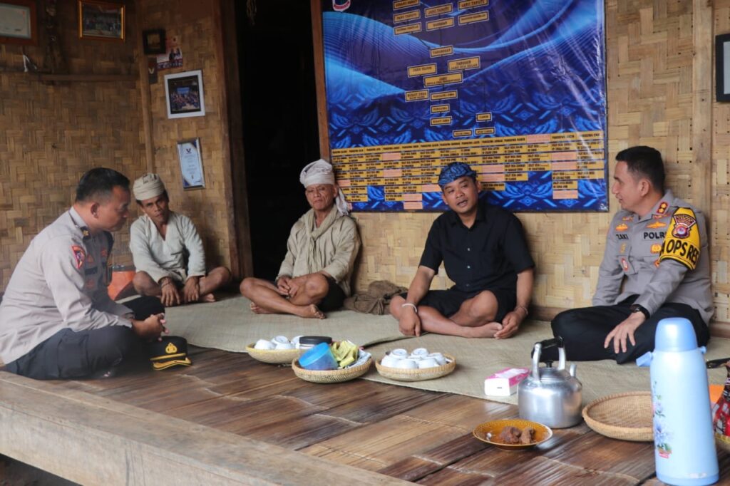 Libur Panjang, Kapolres Lebak Tinjau Langsung Pengamanan Obyek Wisata Suku Adat Baduy