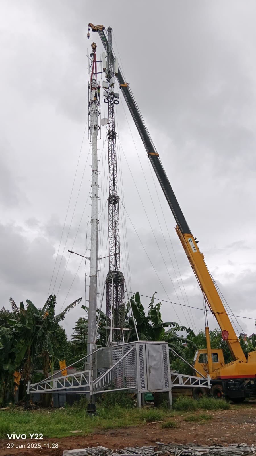 Tower Provider di Petukangan Utara Berdiri Diduga Tanpa Persetujuan Warga