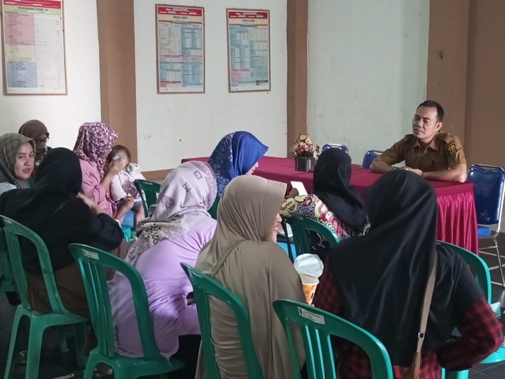 Gelar Sosialisasi PMT, Desa Parungseah dan Kader Posyandu, Aula Desa Parungseah, Sukabumi