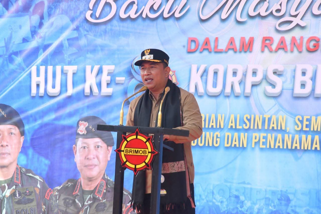 HUT KE 80, BRIMOB SALURKAN BANTUAN ALSINTAN, WABUP" BUKTI KEDEKATAN DENGAN MASYARAKAT