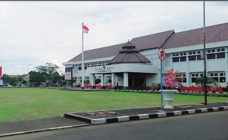 Paket Rp 1,02 Miliar Pengelolaan Sampah di Bagian Umum Kota Tasikmalaya Disorot, Tak Tercantum di SiRUP  KasuBag Umum BUNGKAM