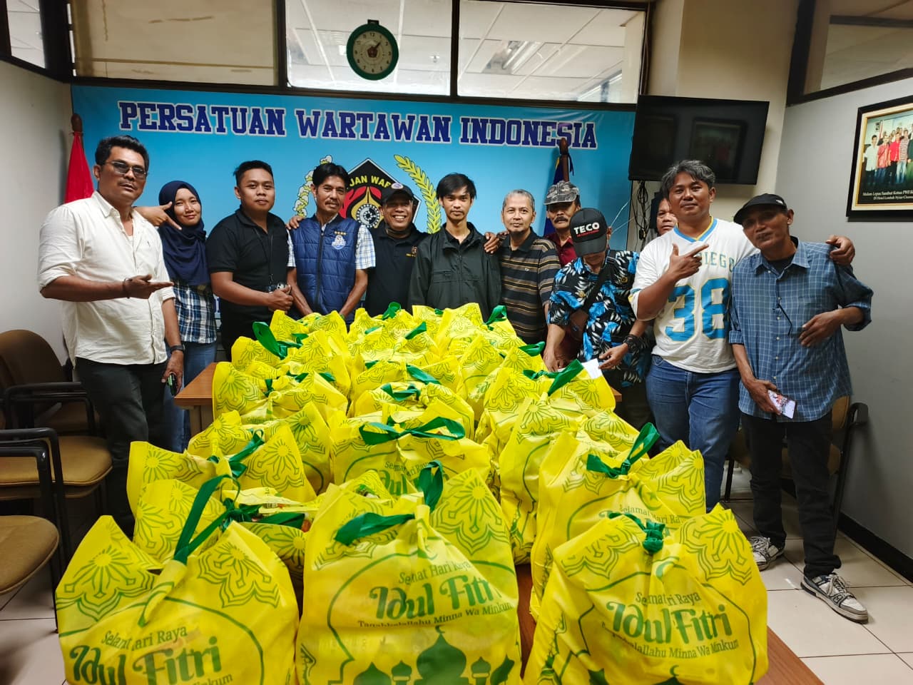 Ketua Pokja PWI Walikota Jaksel Ucapkan Terima Kasih Kepada Walikota Jaksel atas Dukungan   Bingkisan Lebaran