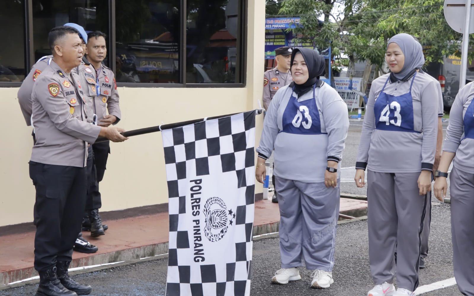 Personel Polres Pinrang Ikuti Kesamaptaan Jasmani dan Beladiri Polri Semester I 2026