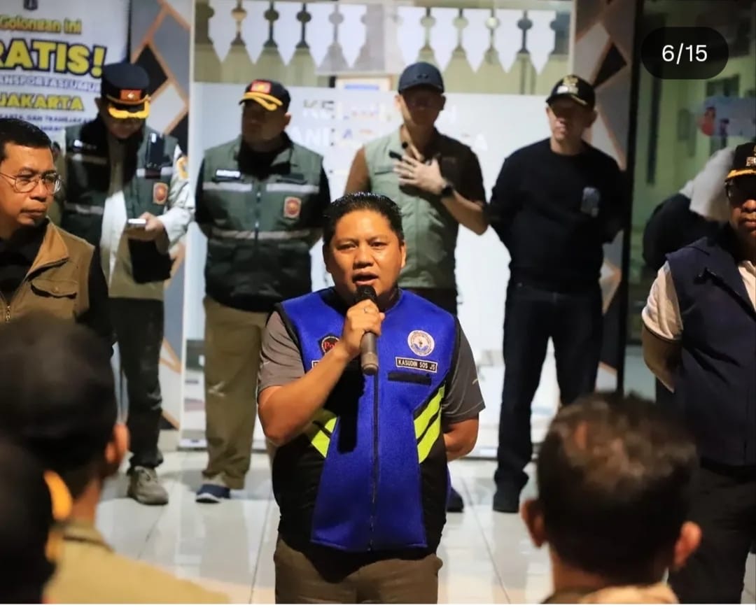  Tim Gabungan Aparat Keamanan Melakukan Penertiban PPKS